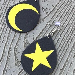Moon and Sun earring